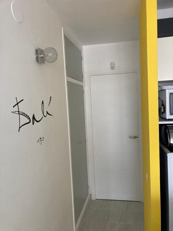 Tres Bel Appartement Entierement Renove 엠푸리아브라바 외부 사진